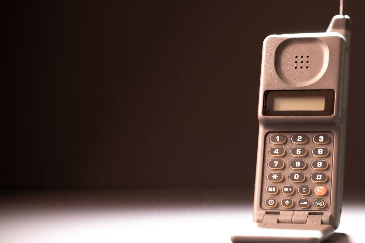 Best 10 Keypad Mobile Phones: Features & Buyer’s Guide